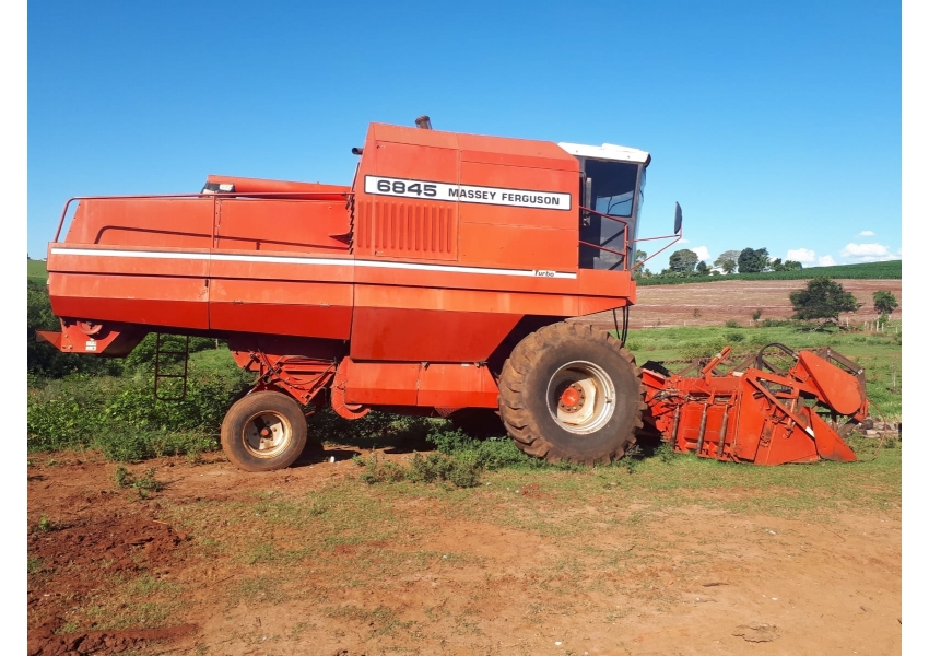 Colheitadeira Massey Ferguson Agrofy