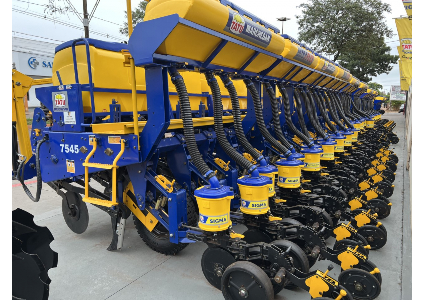 Plantadeira tatu marchesan ultra flex 15 linhas ano 2022 nova agrofy