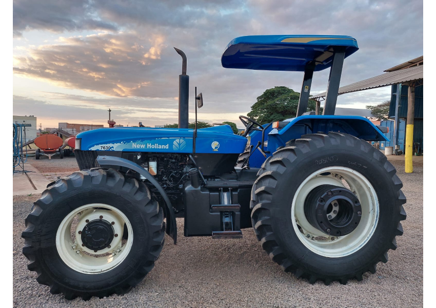 qual o motor do trator new holland 7630