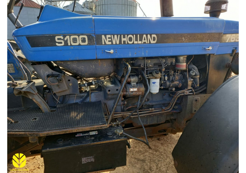 trator-new-holland-7630-ano-2001-agrofy