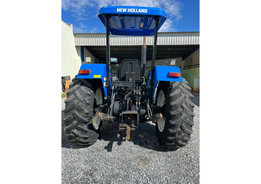 trator-nh-7630-ano-18-agrofy