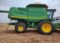 Colheitadeira John Deere 9770 Sts - Ano 2011