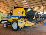 Colheitadeira New Holland Tc 5090 - Ano 2013