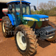 Trator New Holland 8030