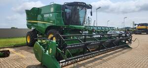 Colheitadeira John Deere S550 Pc25 Ano 2016 Usada