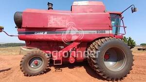 Colheitadeira de grão Case IH Axial-Flow 2388 - 11901