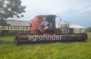 Colheitadeira de grão Case IH Axial-Flow 2388 - 12524