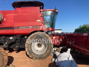 Colheitadeira de grão Case IH Axial-Flow 2688 - 12196