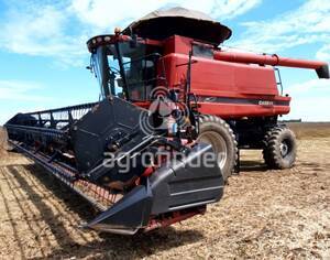 Colheitadeira de grão Case IH Axial-Flow 2799 - 15901