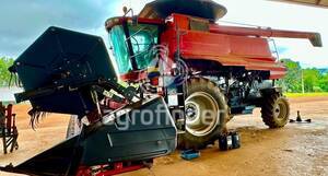 Colheitadeira de grão Case IH Axial-Flow 2799 - 15907