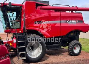 Colheitadeira de grão Case IH Axial-Flow 4130 - 15607