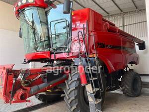 Colheitadeira de grão Case IH Axial-Flow 7120 - 16396