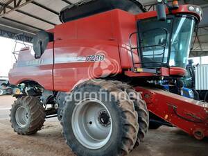 Colheitadeira de grão Case IH Axial-Flow 7230 - 15903