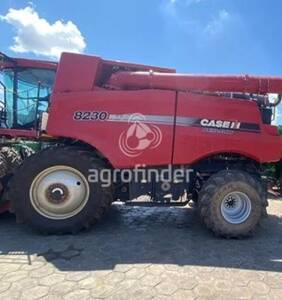 Colheitadeira Case Axial Flow 8230 Ano 2018