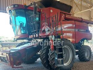 Colheitadeira de grão Case IH Axial-Flow 8230 - 15360