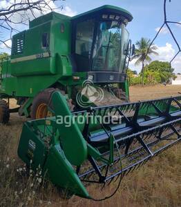 Colheitadeira de grão John Deere 1175 - 13483
