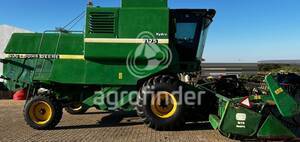Colheitadeira de grão John Deere 1175 - 15203