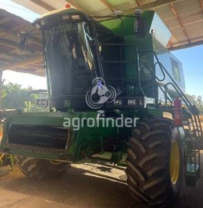 Colheitadeira de grão John Deere 1550 - 14233