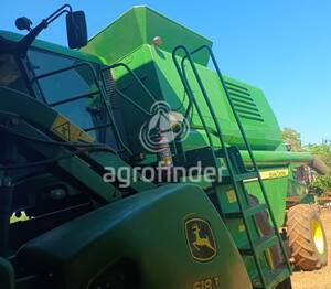 Colheitadeira de grão John Deere 1570 - 17397