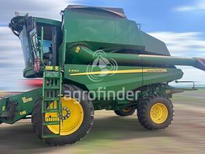 Colheitadeira de grão John Deere S 440 - 17596
