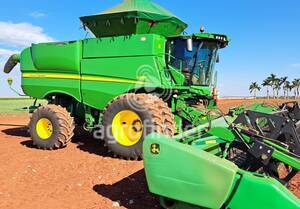 Colheitadeira de grão John Deere S680 - 12073