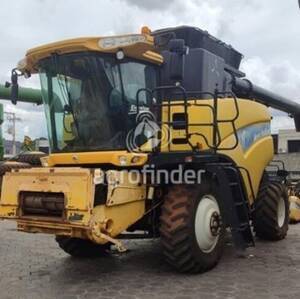 Colheitadeira New Holland Cr 9060 Ano 2009