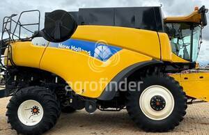 Colheitadeira de grão New Holland CR 9060 - 14587