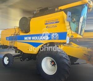 Colheitadeira de grão New Holland TC 5070 - 16649