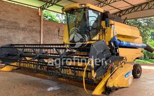 Colheitadeira de grão New Holland TC 5070 - 16859