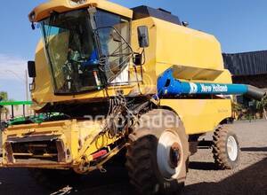 Colheitadeira de grão New Holland TC 5090 - 12211