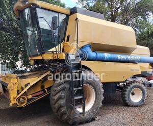 Colheitadeira de grão New Holland TC 5090 - 16322