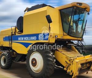 Colheitadeira de grão New Holland TC 5090 - 16532