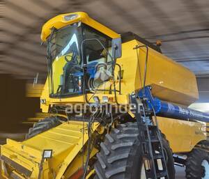 Colheitadeira de grão New Holland TC 5090 - 17620