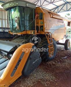 Colheitadeira de grão Valtra BC 4500 - 16271