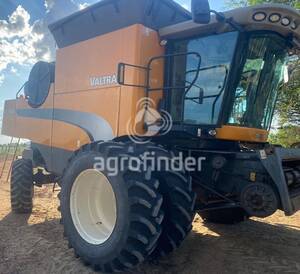 Colheitadeira de grão Valtra BC 7500 - 14151