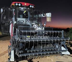 Colheitadeira de grão Yanmar YH880 - 17671