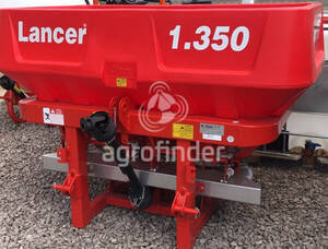 Distribuidor de Fertilizante Sólido Jan Lancer 1.350 - 2815