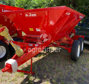 Distribuidor de Fertilizante Sólido Jan Lancer 5.000 - 6033
