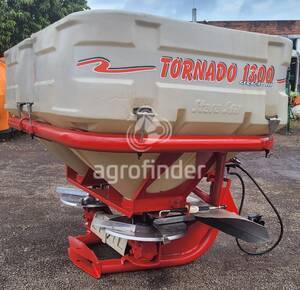 Distribuidor de Fertilizante Sólido Stara Tornado 1300 - 11167
