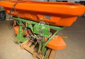 Distribuidor de Fertilizante Sólido Stara Twister 1500 - 15012