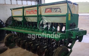 Plantadeira Múltipla Gihal GA 2513 P - 8338