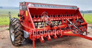 Plantadeira de Inverno Semeato TDNG 320 - 8026