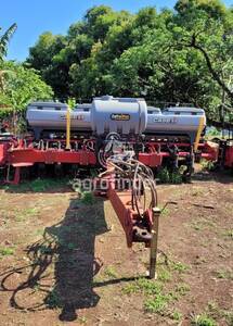 Plantadeira de Verão Case IH Easy Riser 2224 - 12200