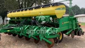 Plantadeira de Verão John Deere 2113 - 14711