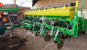 Plantadeira de Verão John Deere 2113 - 14712