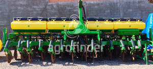 Plantadeira de Verão John Deere 2115 CCS - 9807