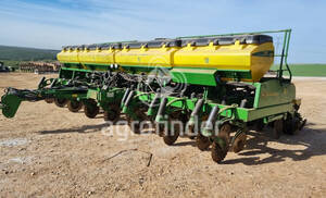 Plantadeira de Verão John Deere 2117 CCS - 5602