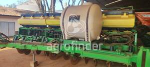 Plantadeira de Verão John Deere 2126 CCS - 15110