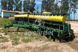 Plantadeira de Verão John Deere 2130 CC - 12955