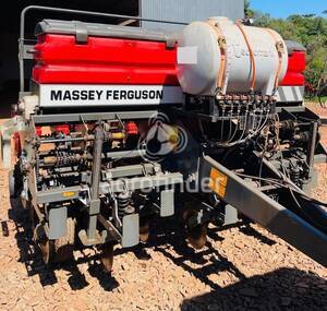 Plantadeira de Verão Massey Ferguson MF 407 - 16749